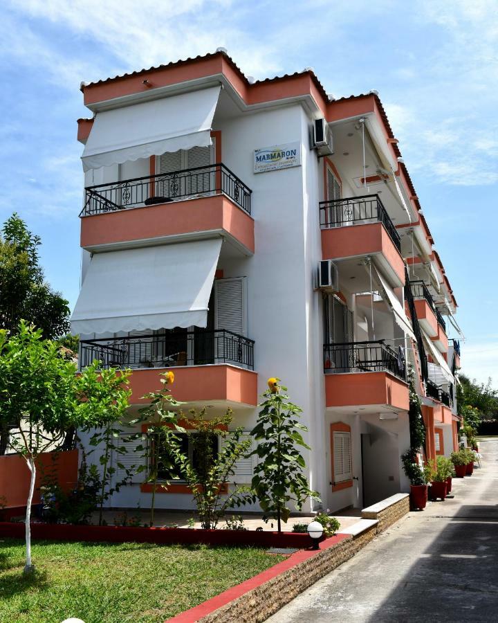 Marmaron Rooms Agiokampos  Exterior photo