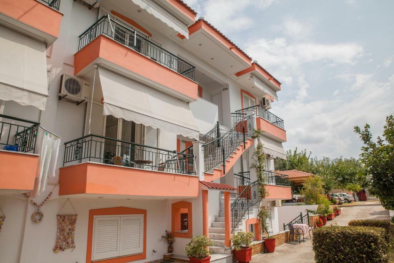 Marmaron Rooms Agiokampos  Exterior photo